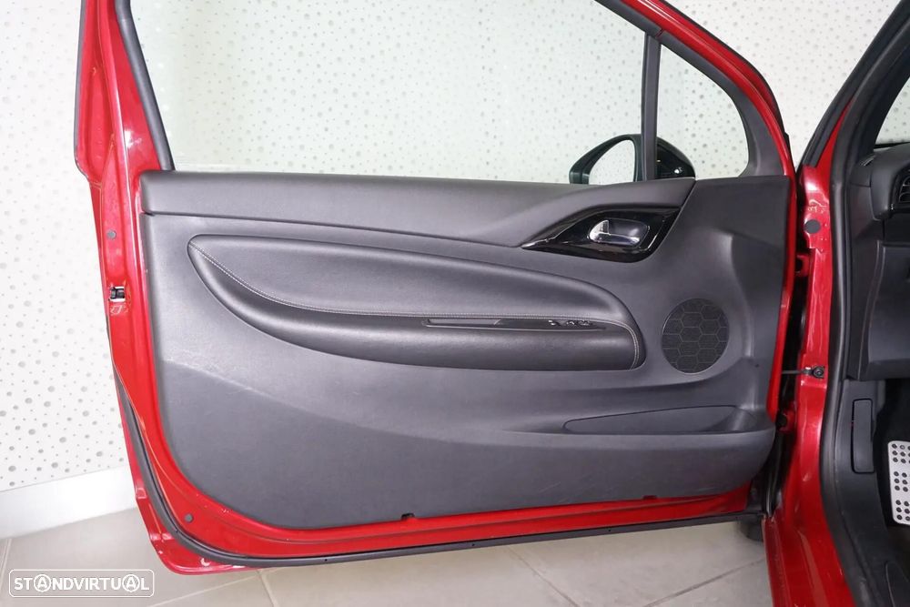 Citroën DS3 1.6 e-HDi So Chic - 16