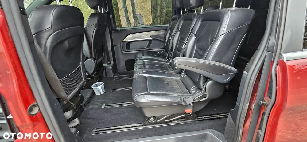 Mercedes-Benz Klasa V - 22