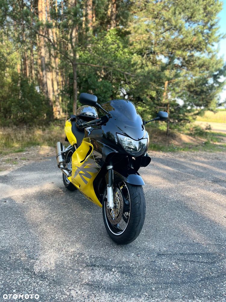 Honda CBR - 1