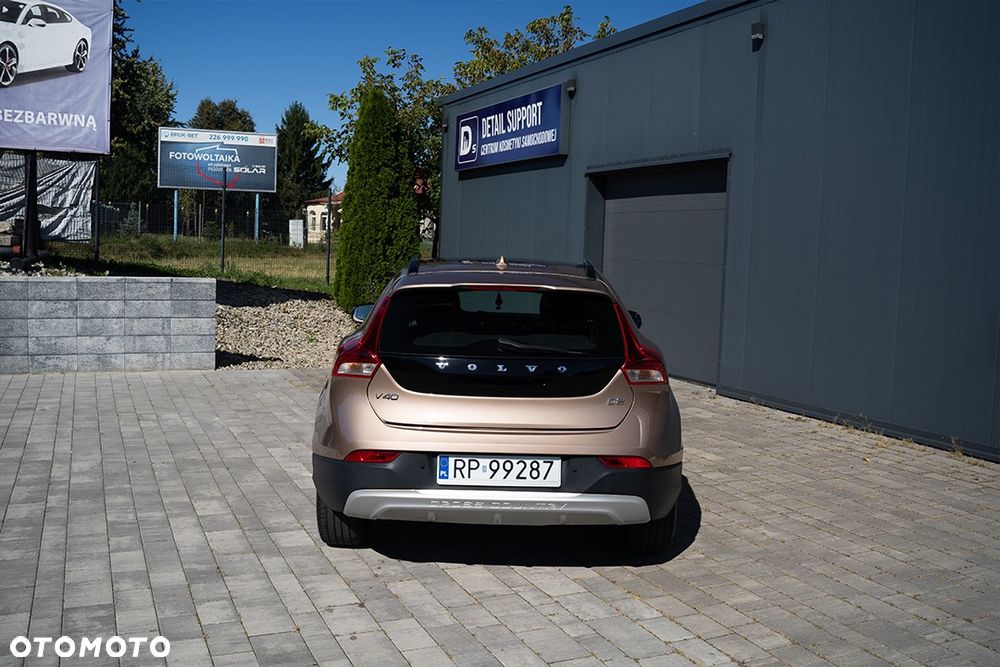 Volvo V40 Cross Country D2 Summum - 5