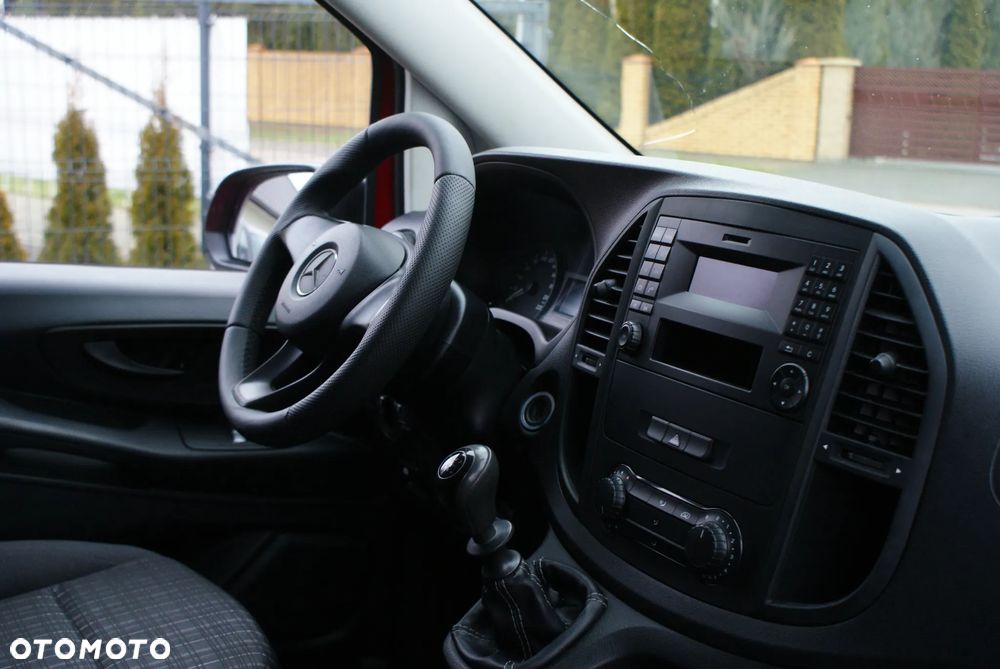 Mercedes-Benz Vito - 10