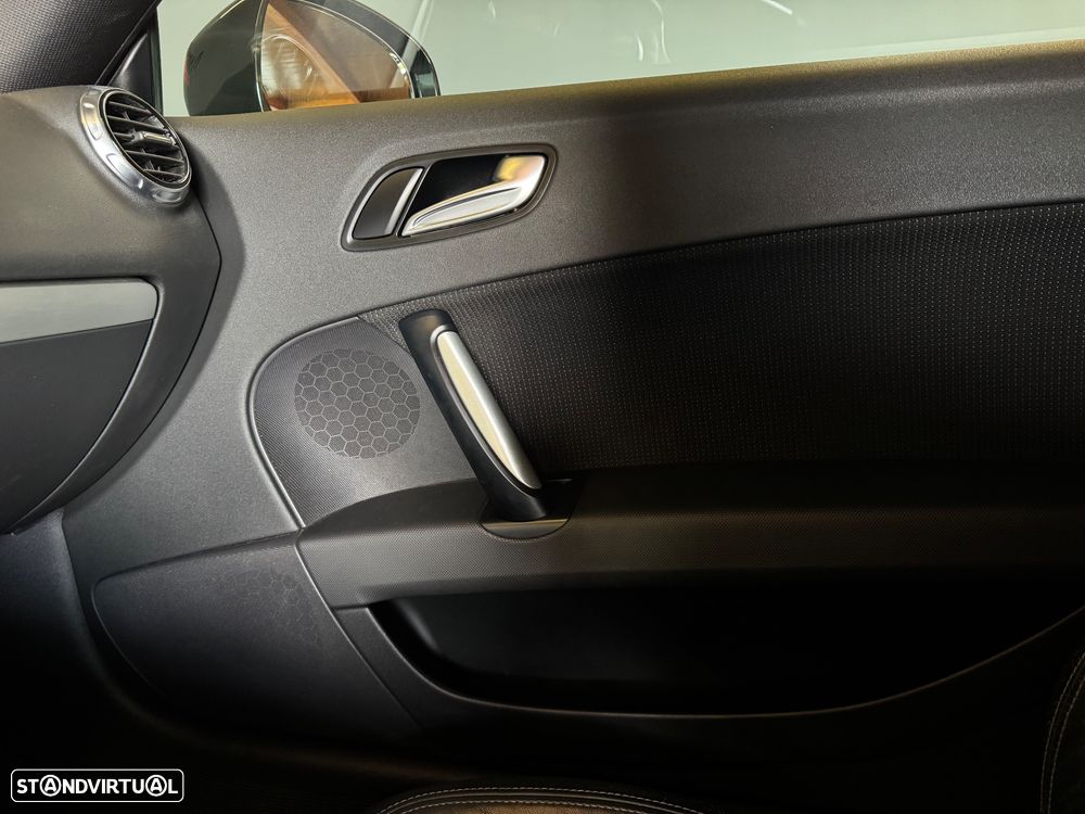 Audi TT Coupé 1.8 TFSI S-line - 16