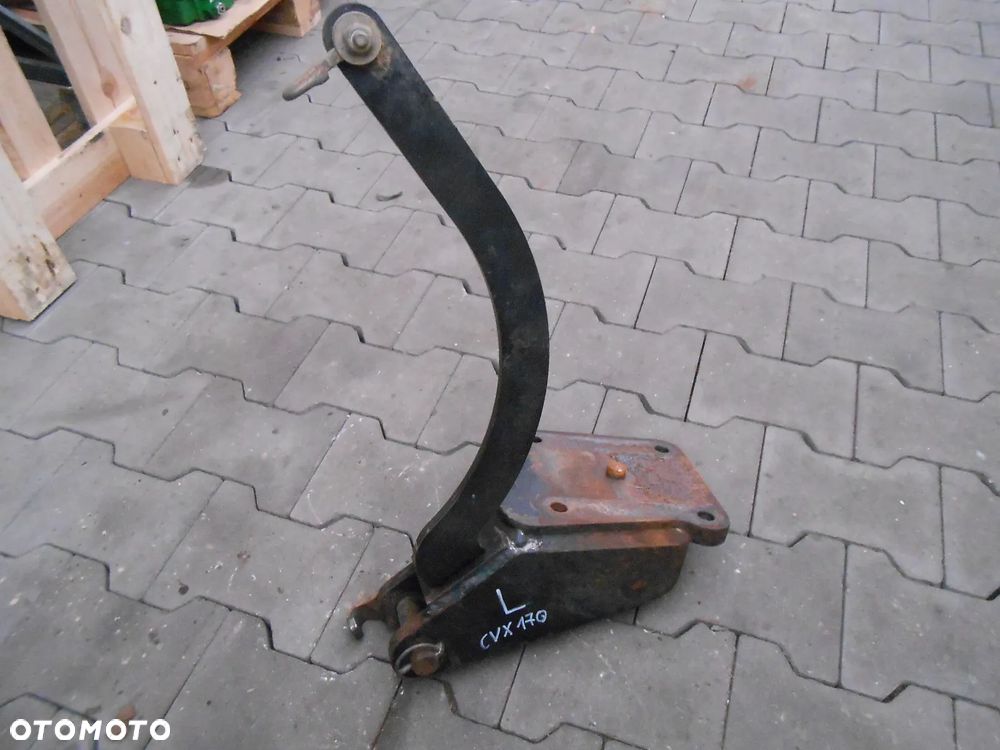 Wspornik mocowanie odciągu Case IH CVX Steyr CVT NH TVT - 4