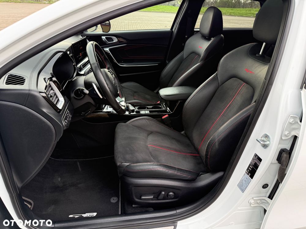 Kia ProCeed 1.6 T-GDI DCT7 OPF GT - 40