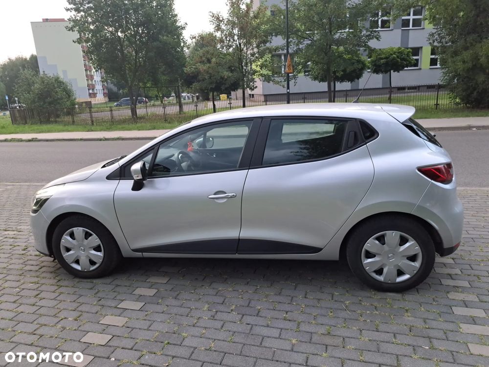 Renault Clio 1.2 16V Life - 4