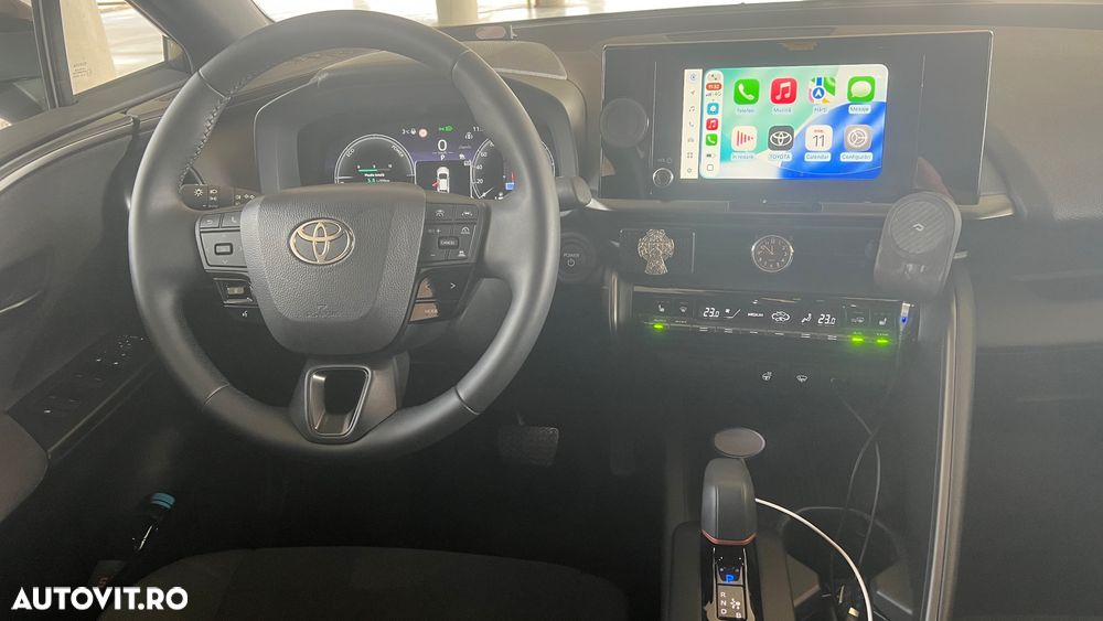 Toyota C-HR 1.8 HEV 140 CP 4x2 CVT Exclusive - 11