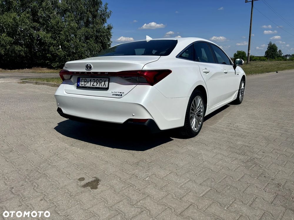 Toyota Avalon - 14