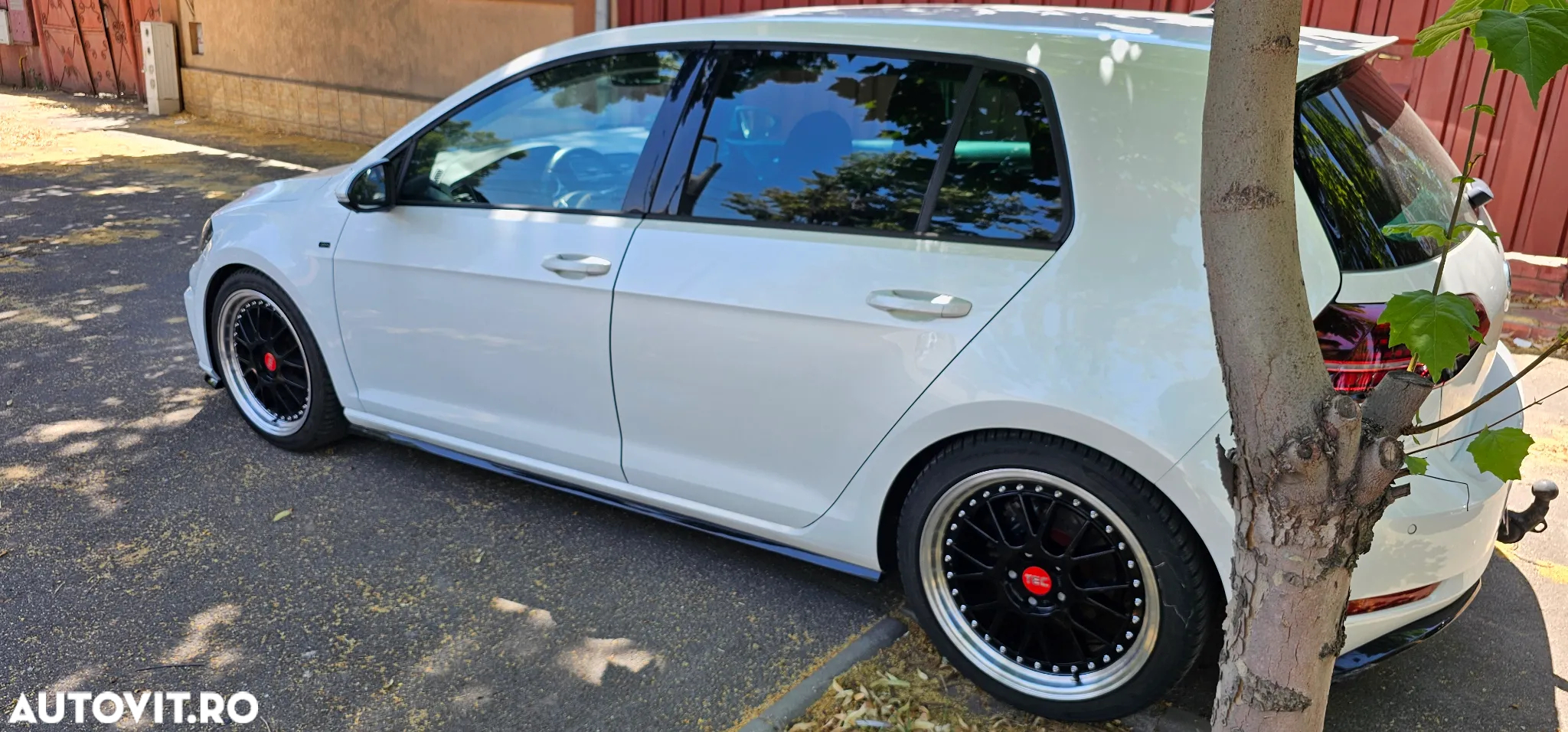 Volkswagen Golf - 5