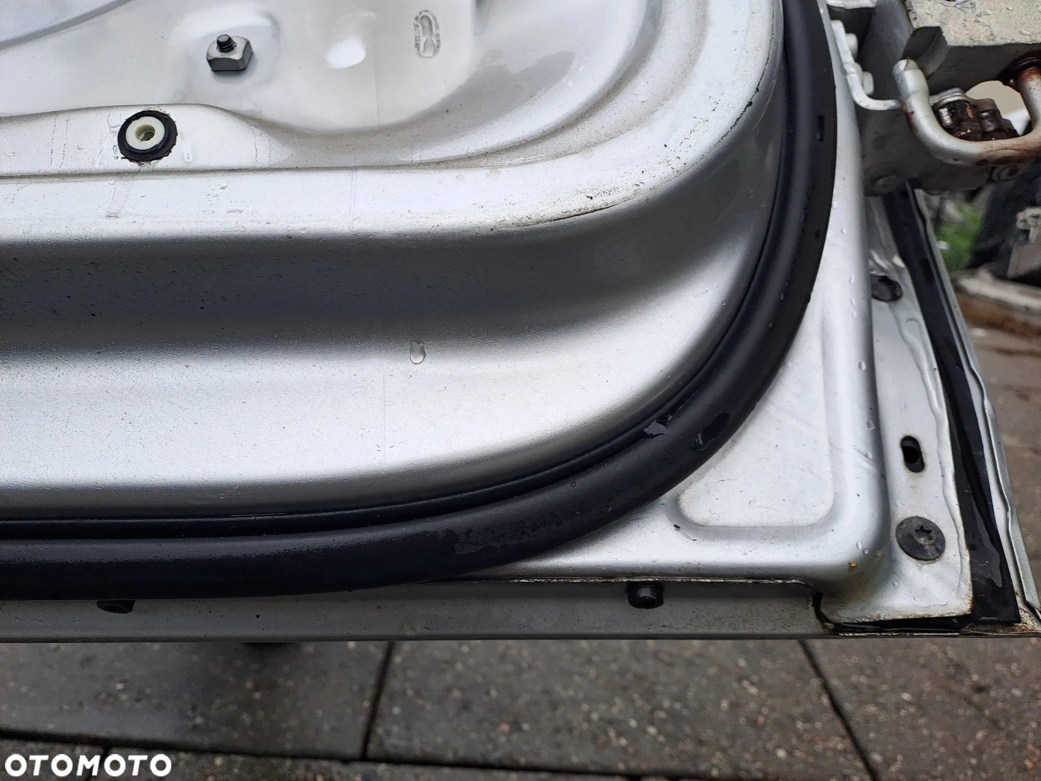 Volkswagen Jetta III 1K2 A5 sedan klapa bagażnika kod lakieru LA7W - 22