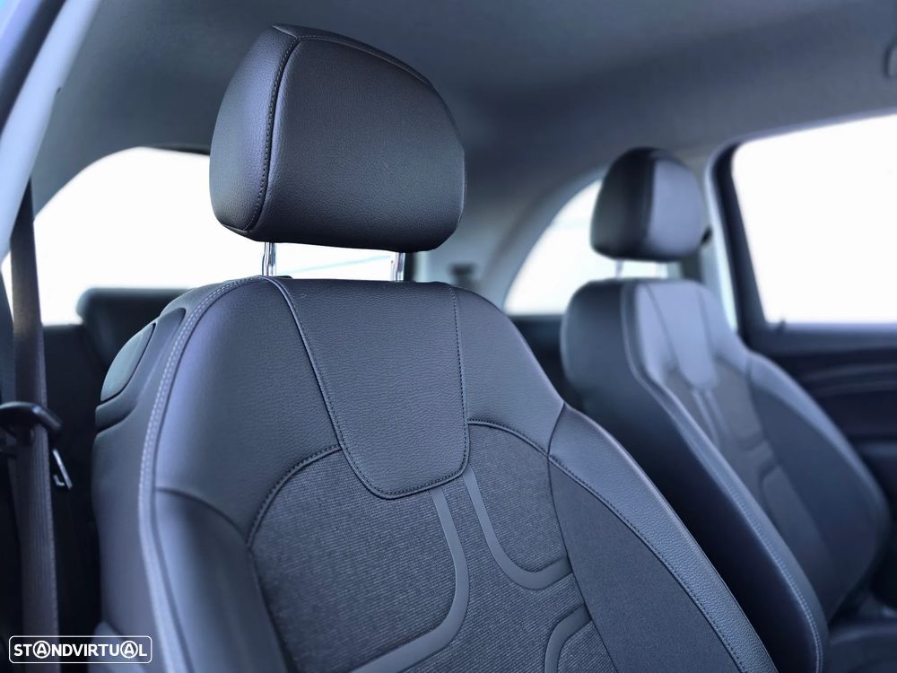 Opel Adam 1.4 Glam - 29