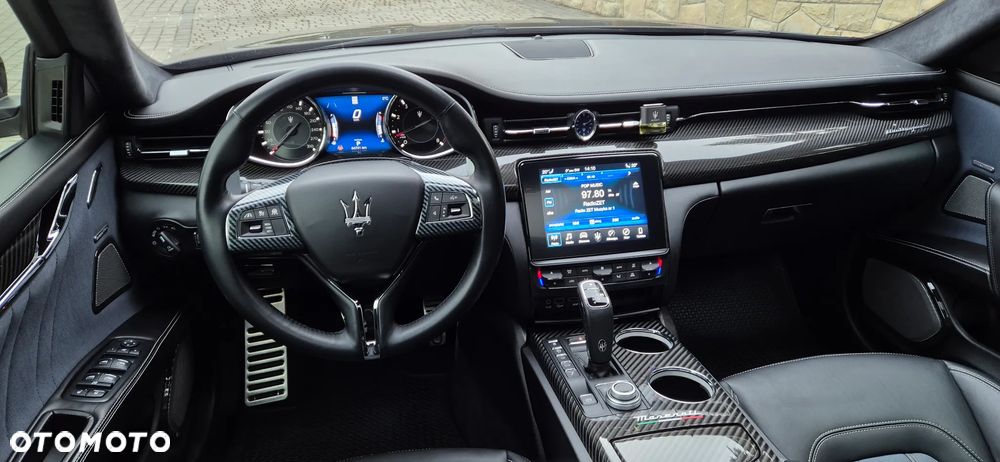 Maserati Quattroporte - 17