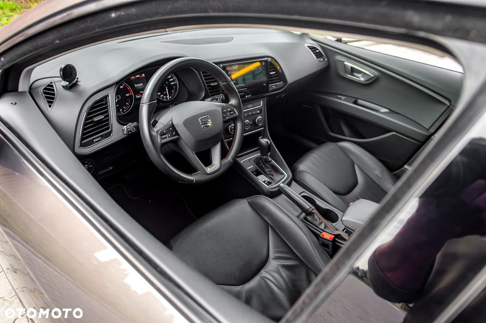 Seat Leon 2.0 TDI DPF Start&Stop DSG XCELLENCE - 17