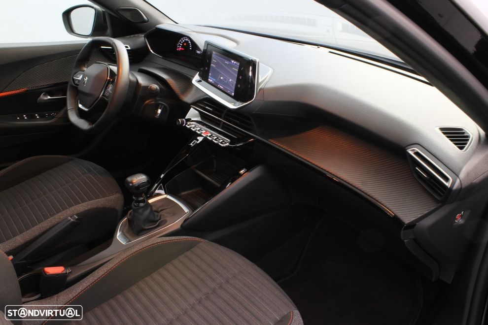 Peugeot 2008 1.2 PureTech Active Pack - 19