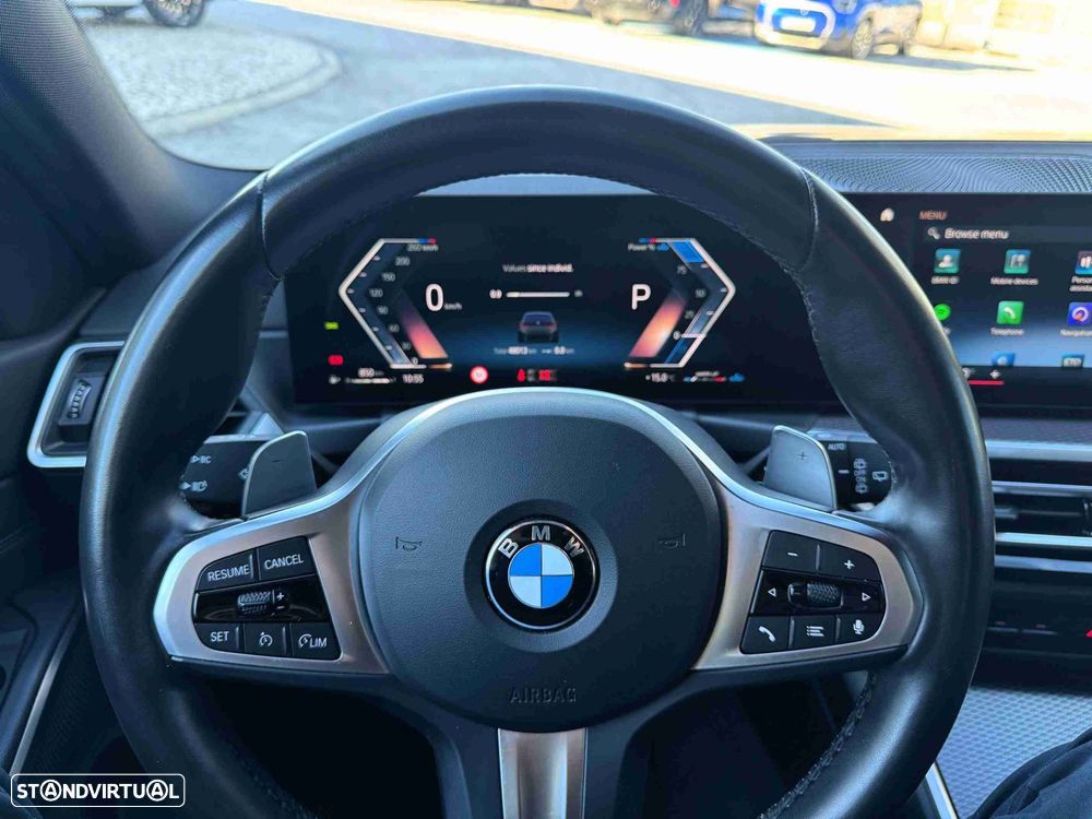 BMW 320 d Touring Pack Desportivo M Auto - 11