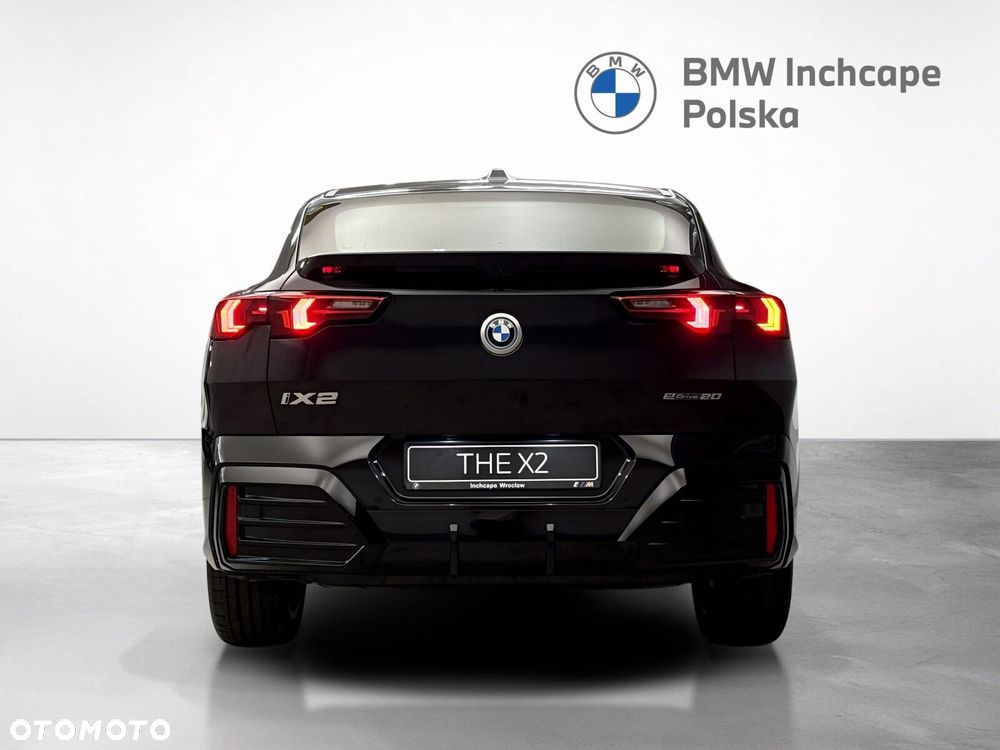 BMW iX2 - 5