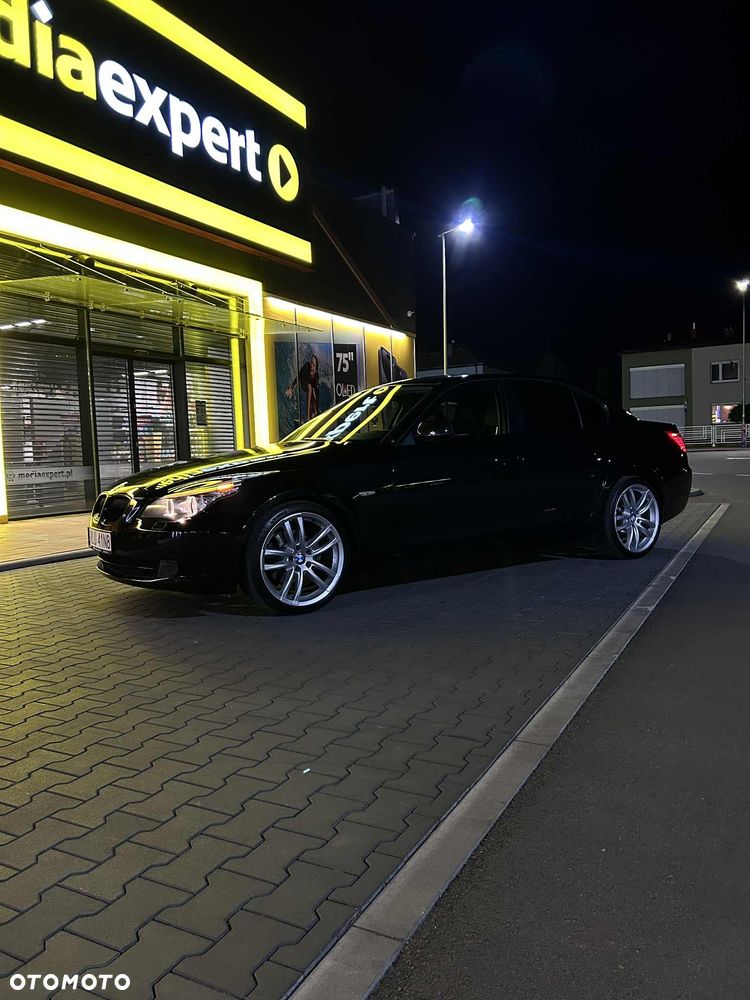 BMW Seria 5 520d - 5