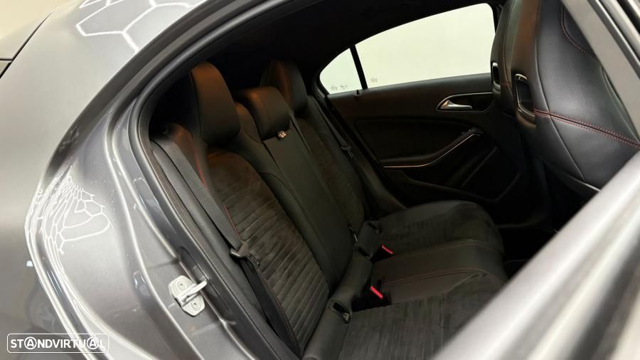 Mercedes-Benz A 180 - 31