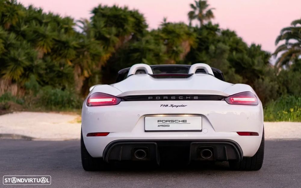 Porsche 718 Spyder Standard — fotografia 6