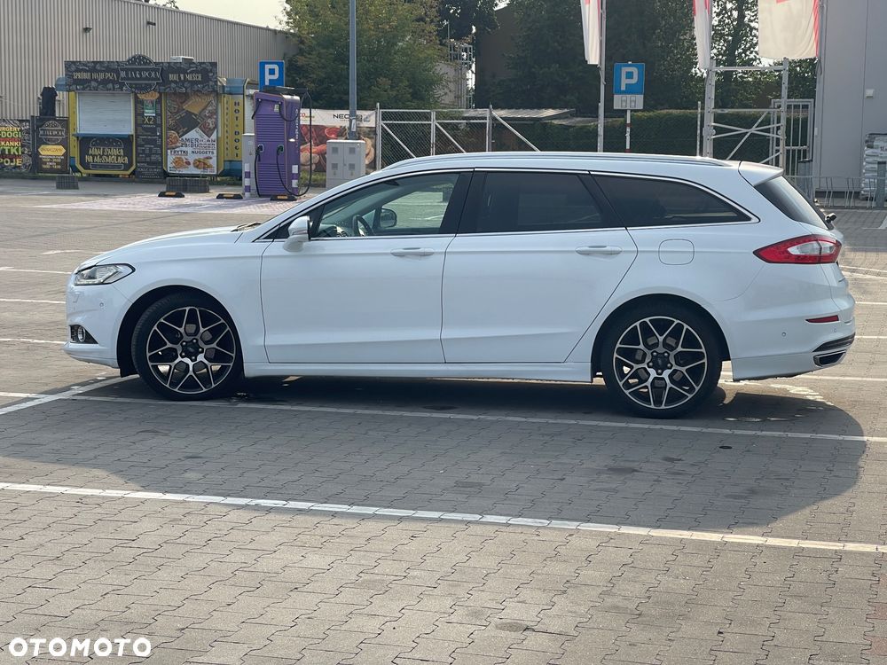 Ford Mondeo 2.0 TDCi Bi-Turbo PowerShift-Aut Titanium - 4