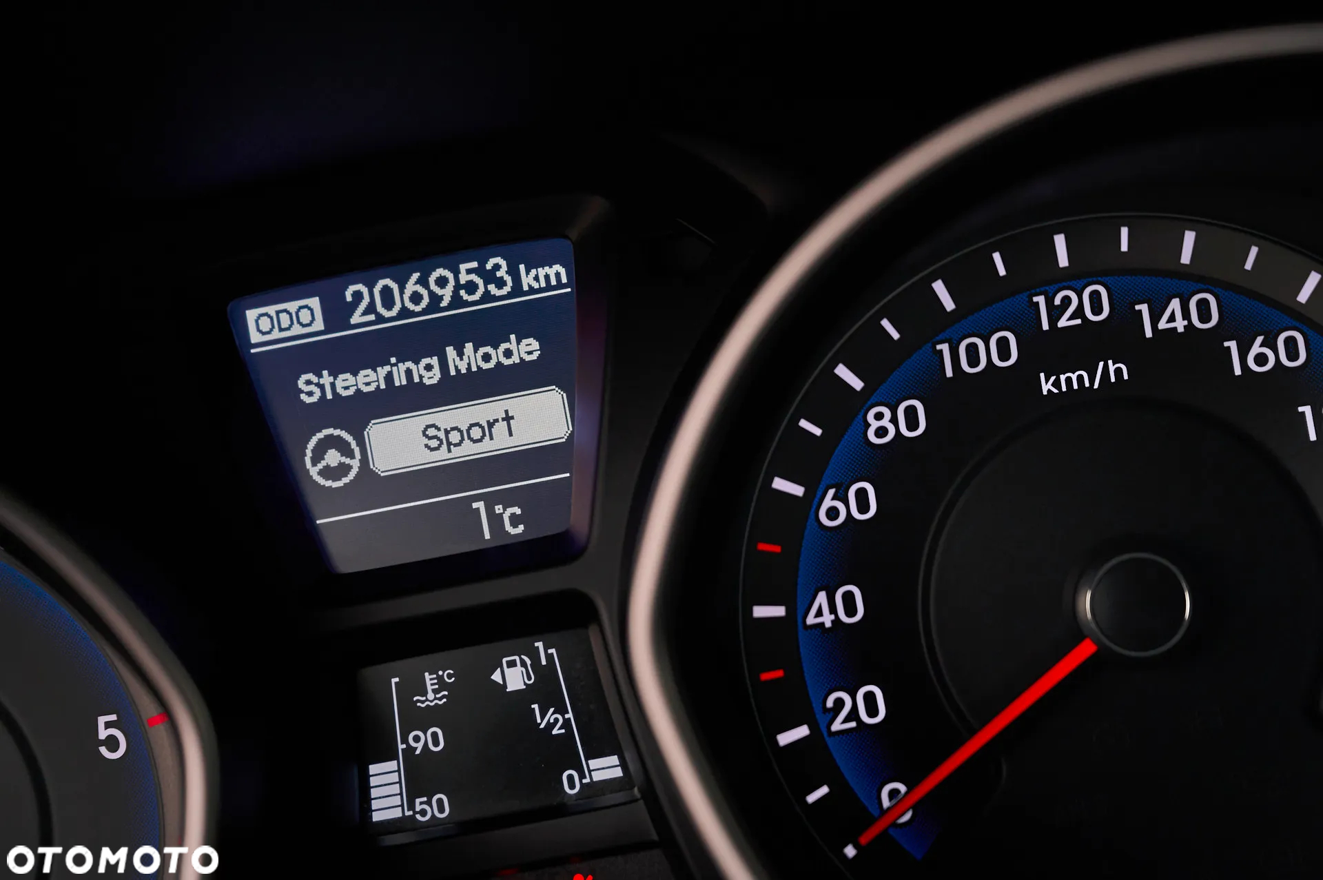 Hyundai i30 1.6 CRDi BlueDrive Comfort - 37