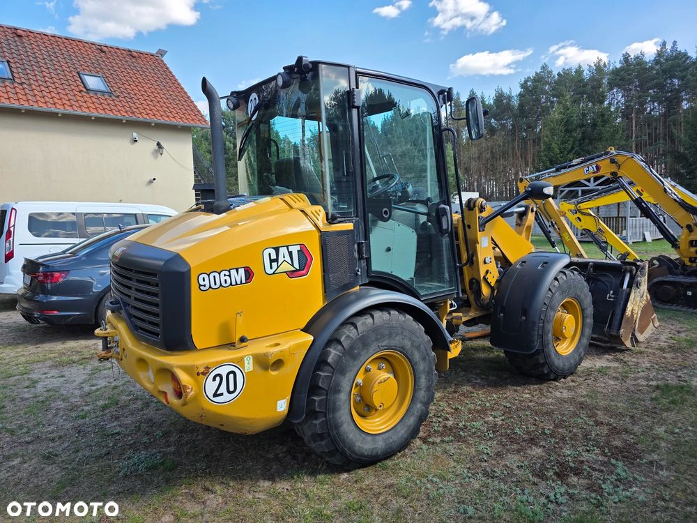 Caterpillar CAT 906 - 1
