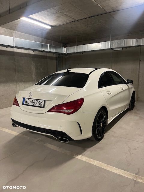 Mercedes-Benz CLA 200 AMG Line - 11