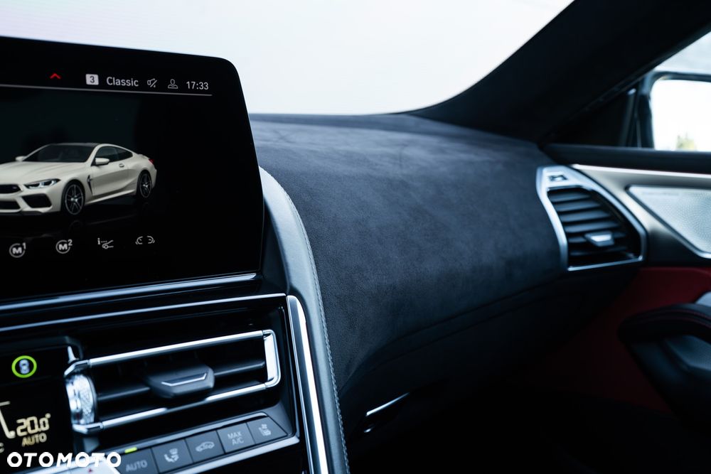 BMW M8 Competition - 23