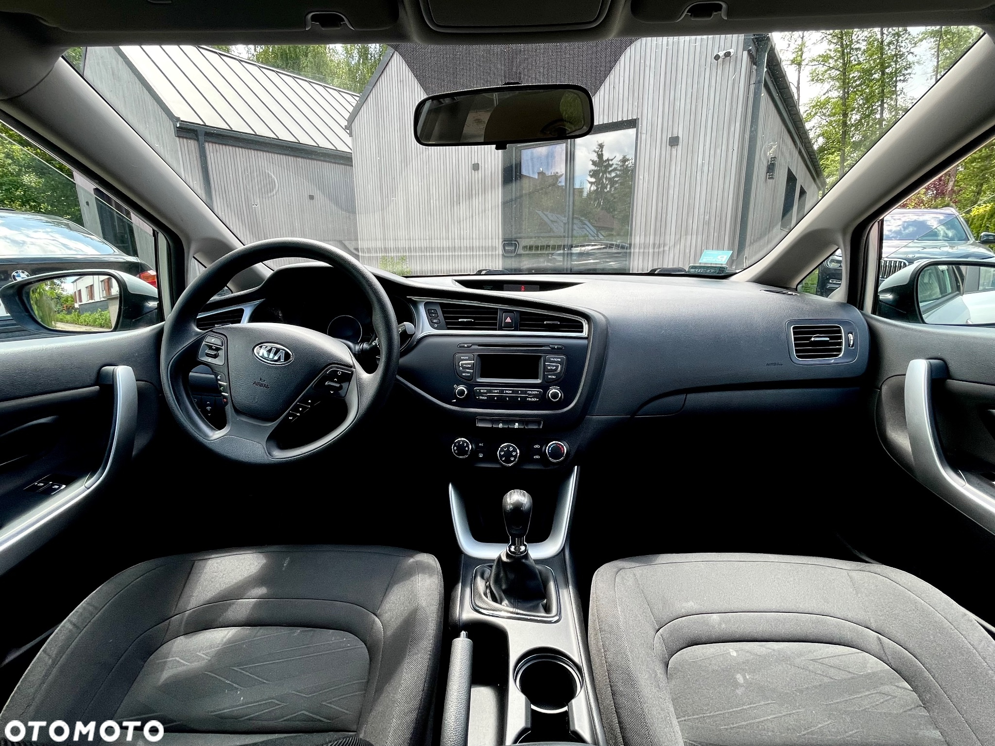 Kia Ceed - 9