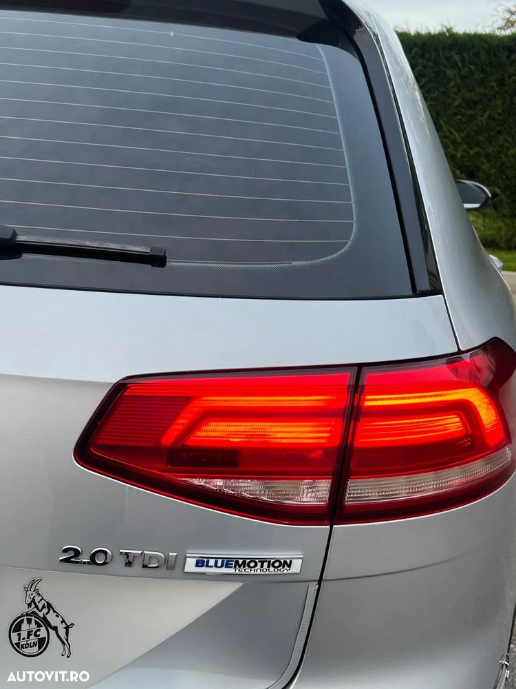 Volkswagen Passat 2.0 TDI (BlueMotion Technology) DSG Highline - 9