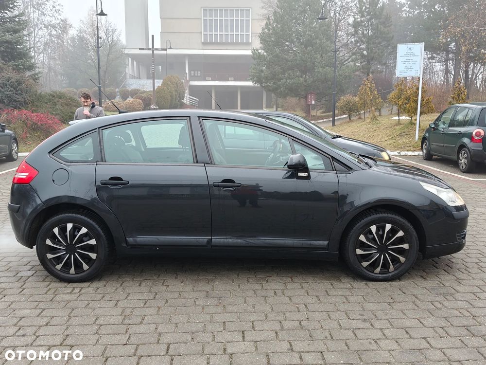 Citroën C4 1.6 16V SX - 5