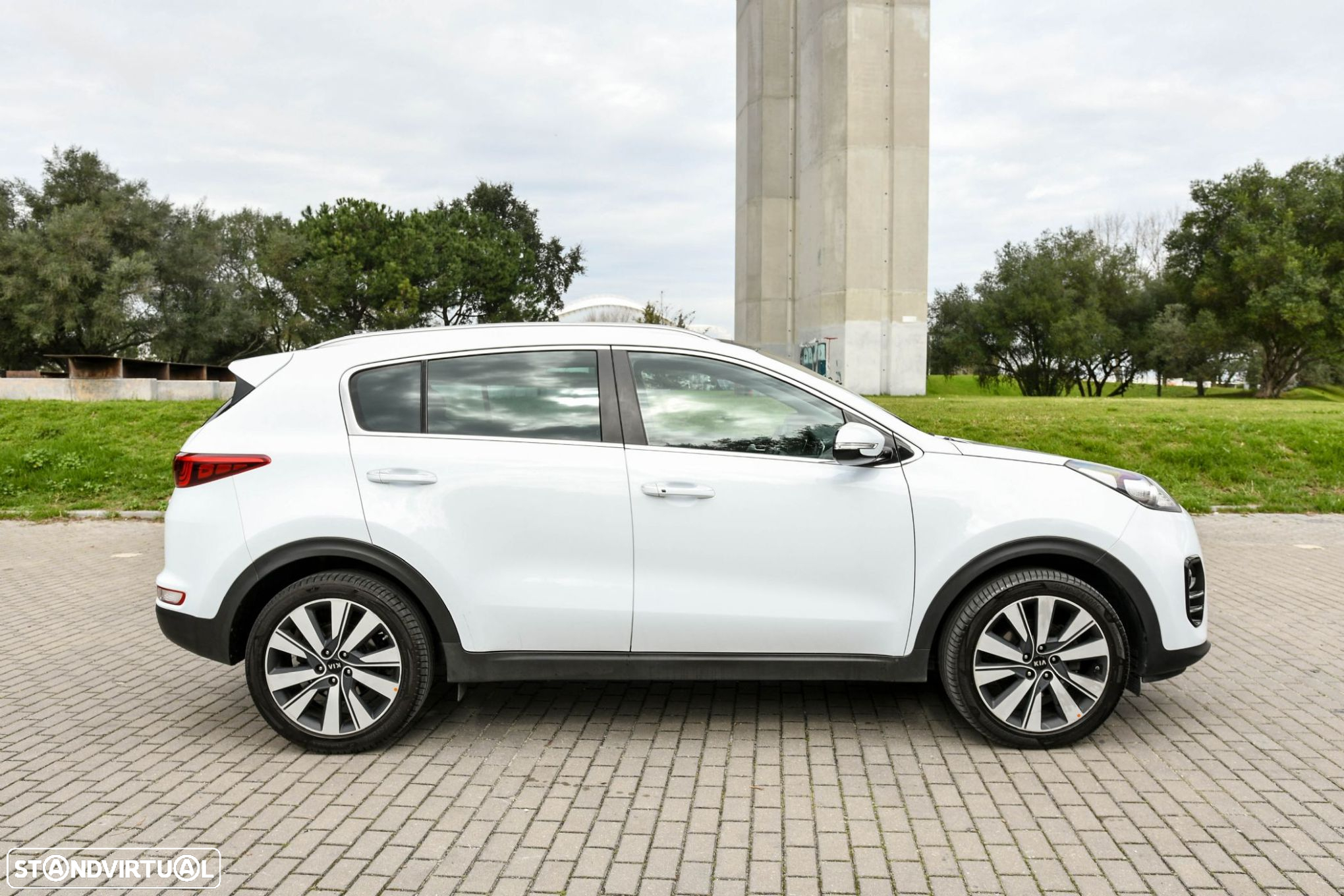 Kia Sportage 1.7 CRDI ISG TX Prime - 4