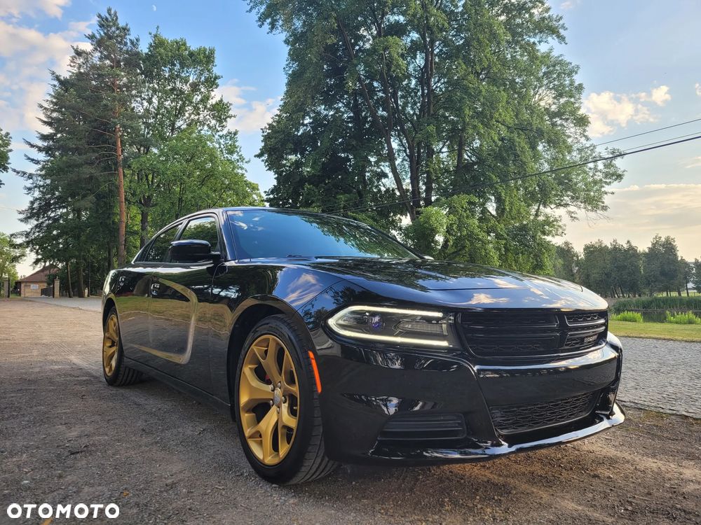 Dodge Charger - 4