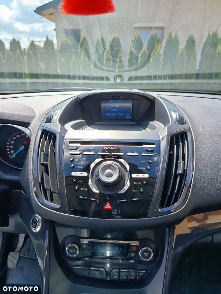 Ford Kuga - 10