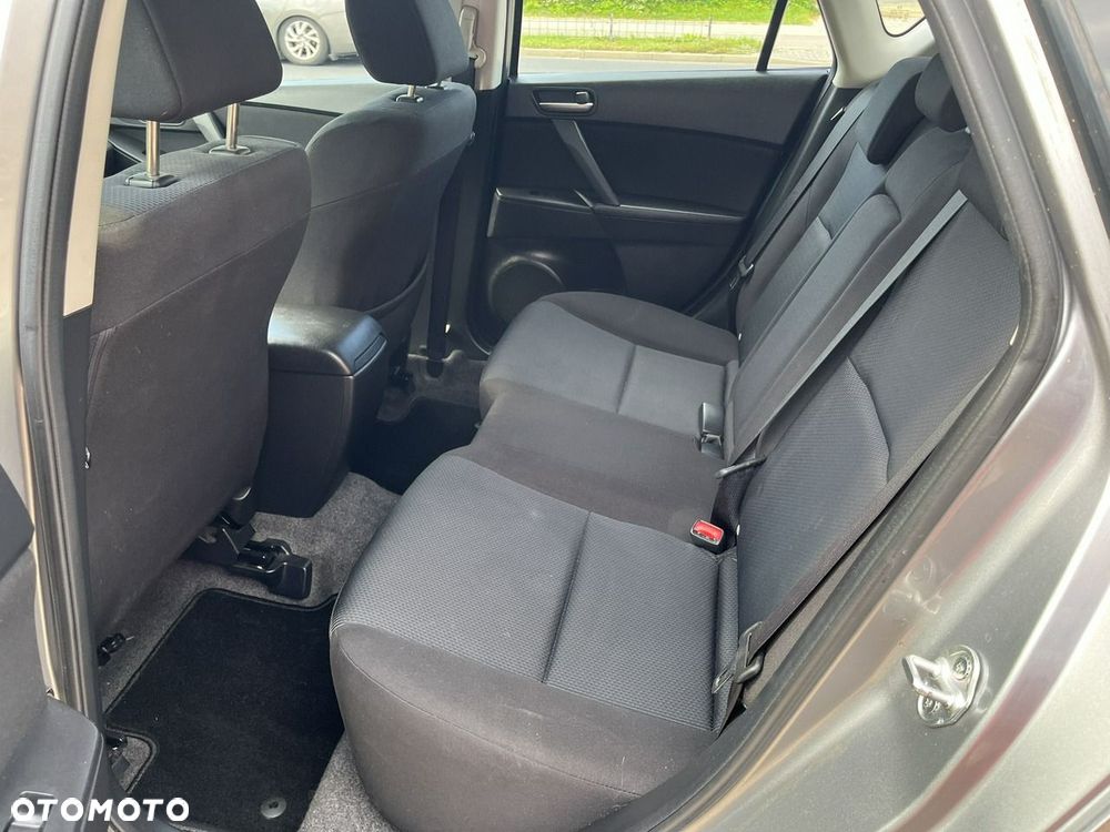 Mazda 3 - 25