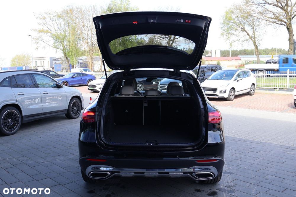 Mercedes-Benz GLC - 9