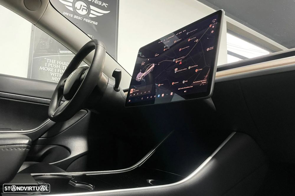 Tesla Model 3 Tração Traseira - 32