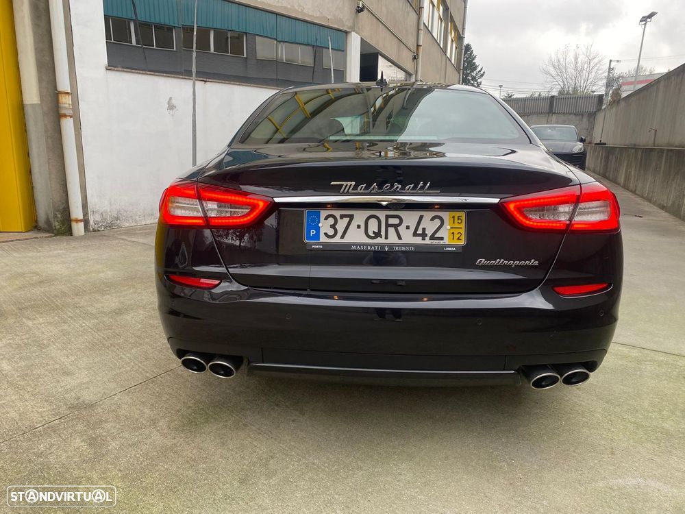 Maserati Quattroporte 3.0 V6 - 3