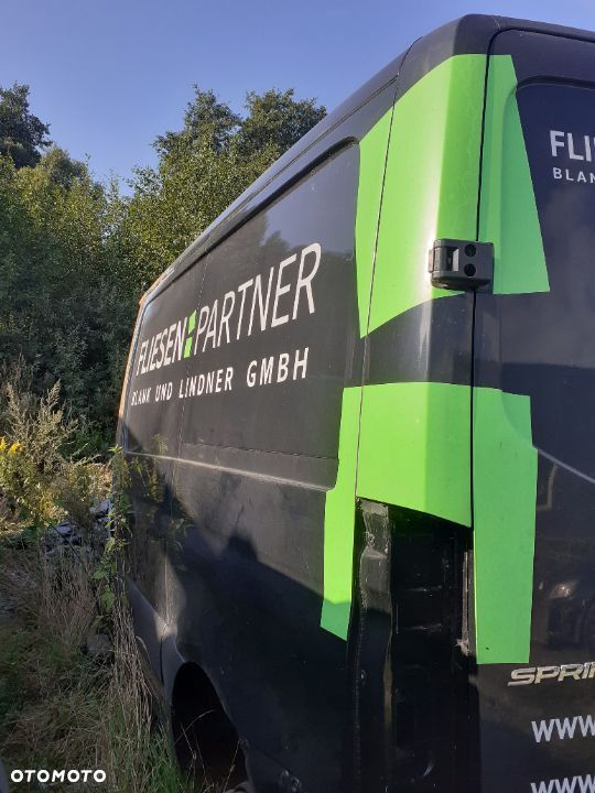 BŁOTNIK LEWY PRAWY TYŁ MERCEDES SPRINTER 910 - 1