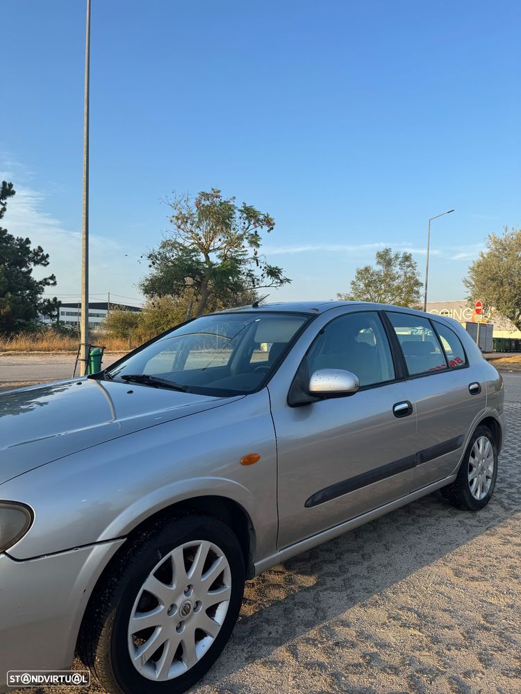 Nissan Almera - 1