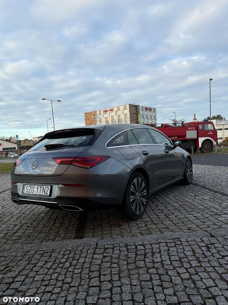 Mercedes-Benz CLA - 7