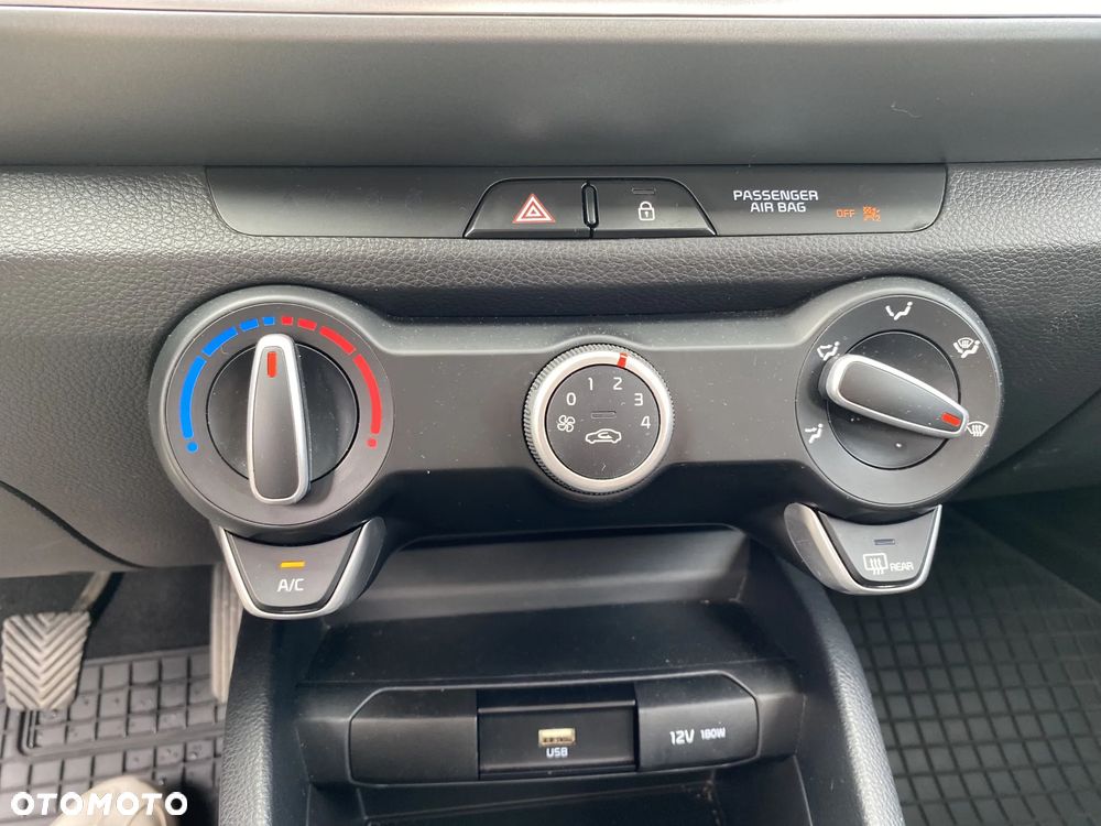 Kia Stonic 1.0 T-GDI M - 25
