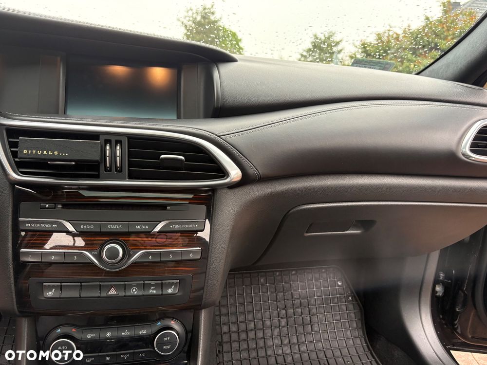 Infiniti Q30 1.5d Premium Tech - 22