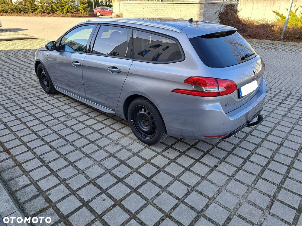 Peugeot 308 - 3
