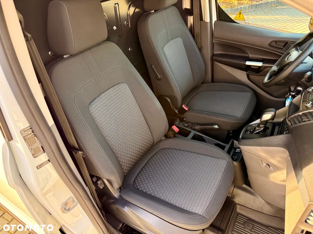 Ford Transit Connect - 30