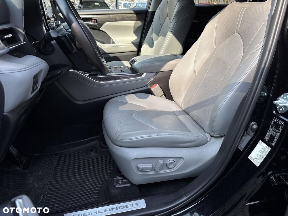 Toyota Highlander - 12