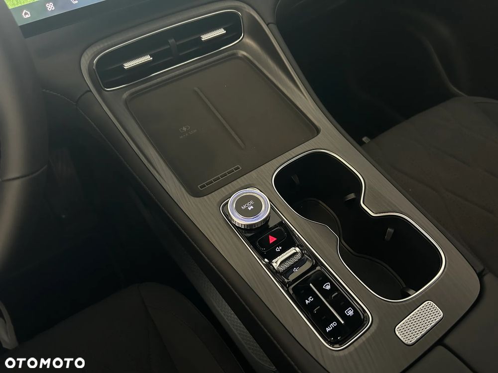 Chery Tiggo 8 - 10