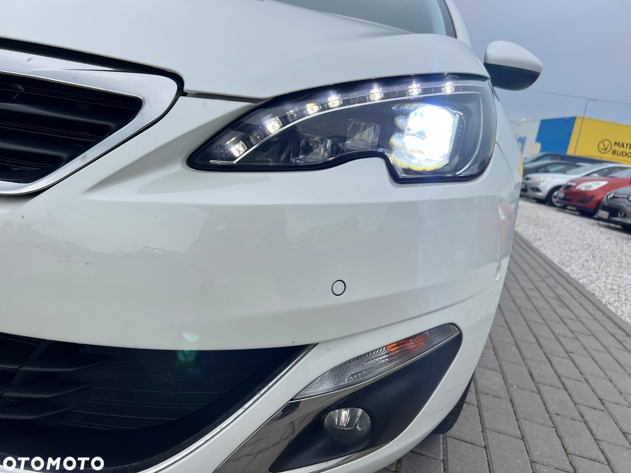 Peugeot 308 SW BlueHDi 150 EAT6 Stop & Start Business-Line - 5