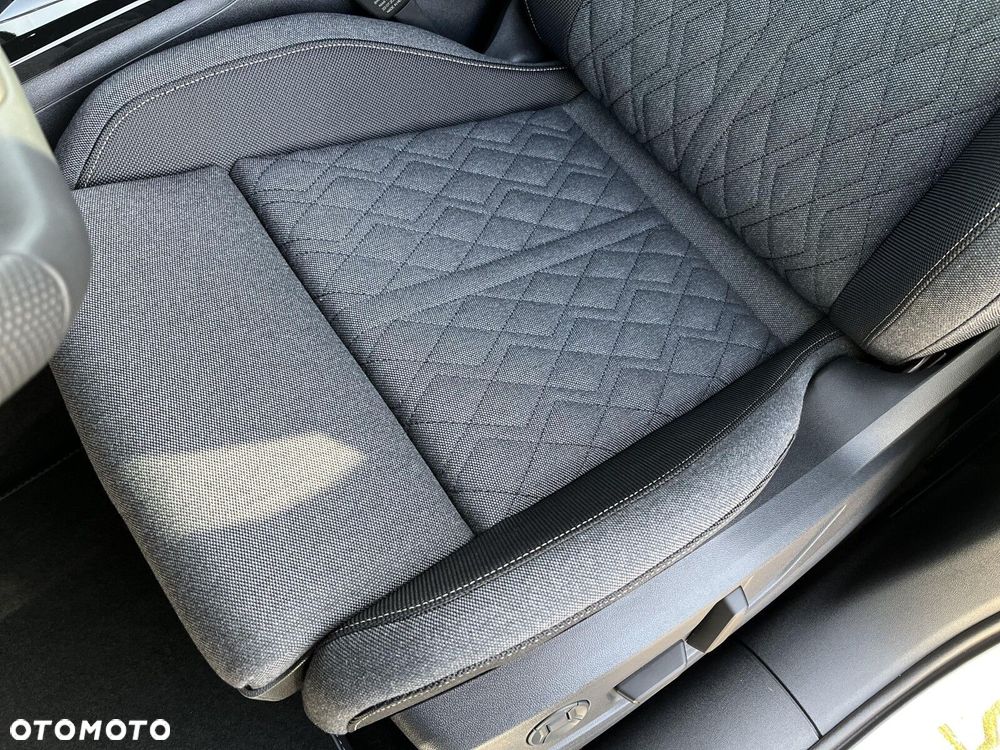 Audi Q5 Sportback - 23