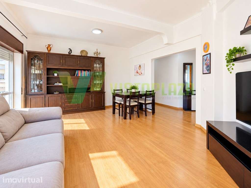 Apartamento T2 Renovado no Centro de Portimão - Grande imagem: 2/20