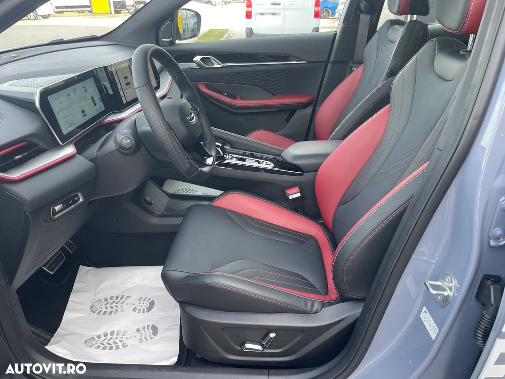 Geely Coolray - 9